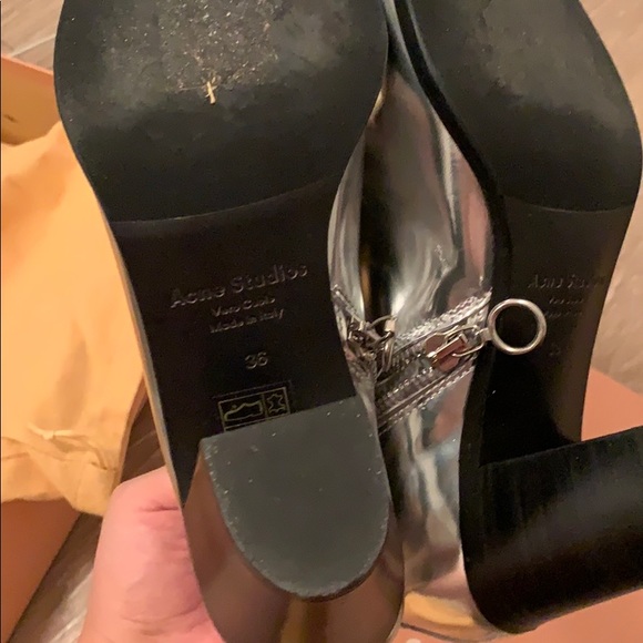 Acne Studios Loma Boots - Picture 5 of 8